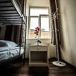 Pod Baszta Хостел