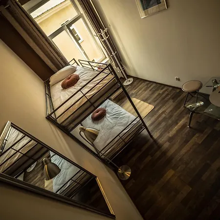 Pod Baszta بيت شباب *