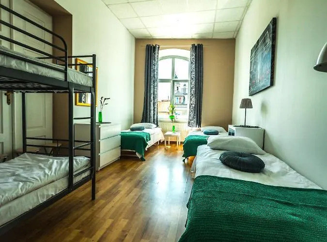 Pod Basztą Hostel *